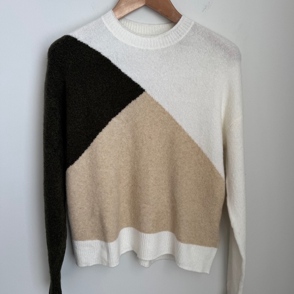 NWT J.Crew Factory Colorblock mockneck sweater in extra-soft yarn SZ XS - Picture 2 of 6
